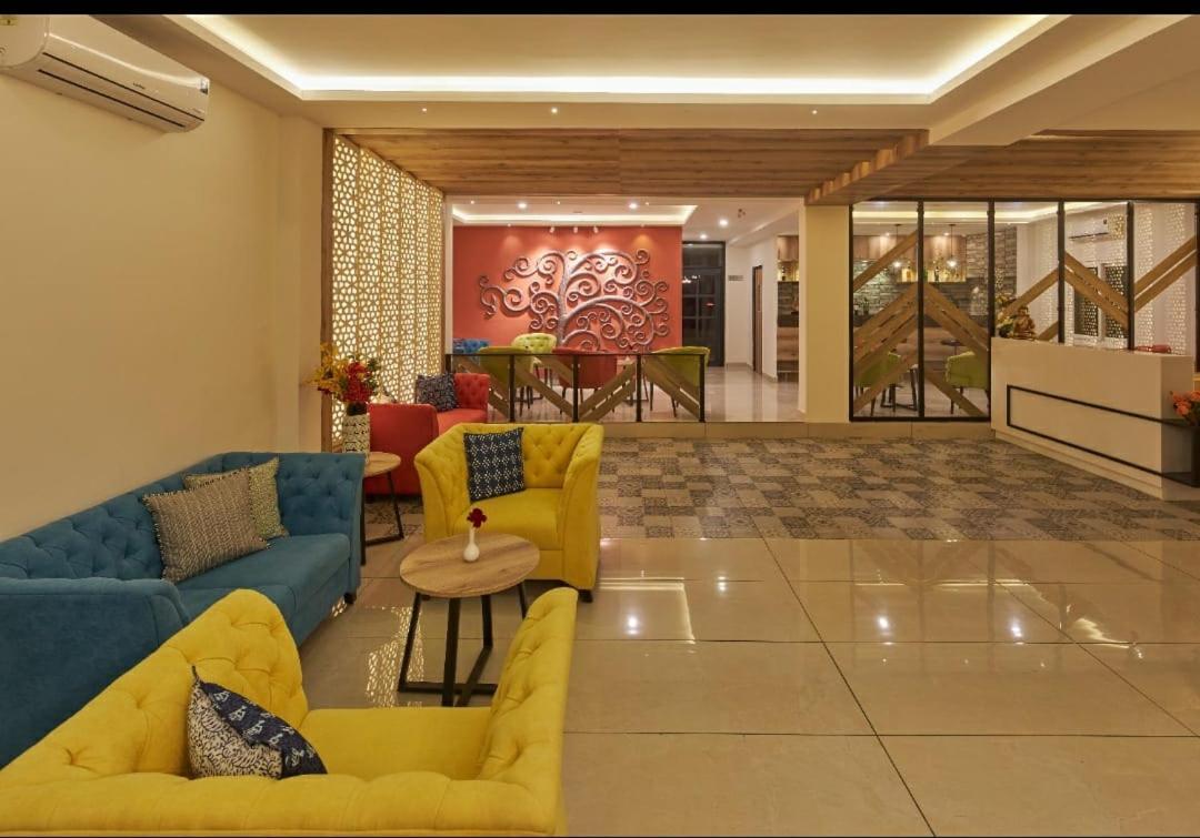 Regenta Inn Grand Koramangala By Royal Orchid Hotels Bangalore Exterior foto