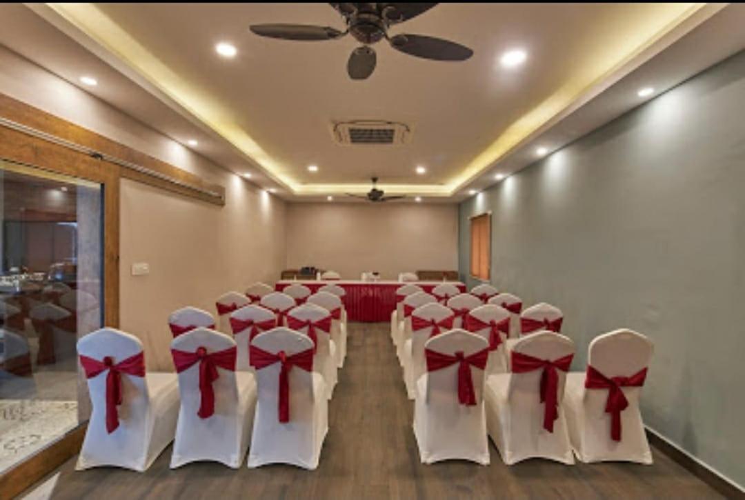 Regenta Inn Grand Koramangala By Royal Orchid Hotels Bangalore Exterior foto