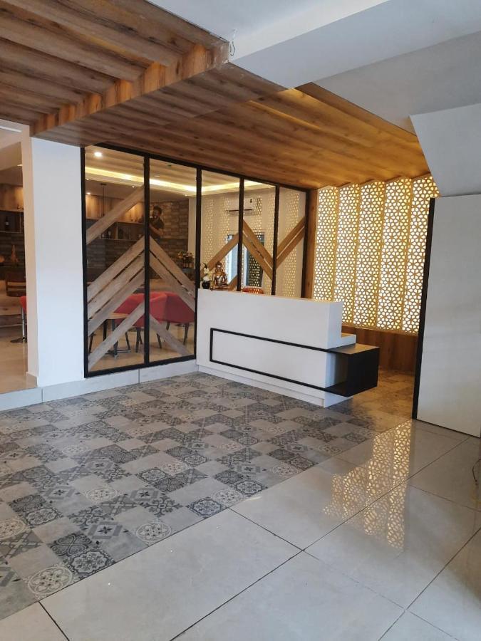 Regenta Inn Grand Koramangala By Royal Orchid Hotels Bangalore Exterior foto