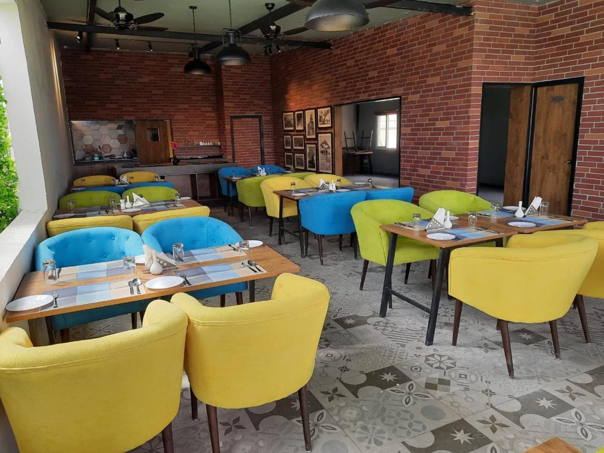 Regenta Inn Grand Koramangala By Royal Orchid Hotels Bangalore Exterior foto
