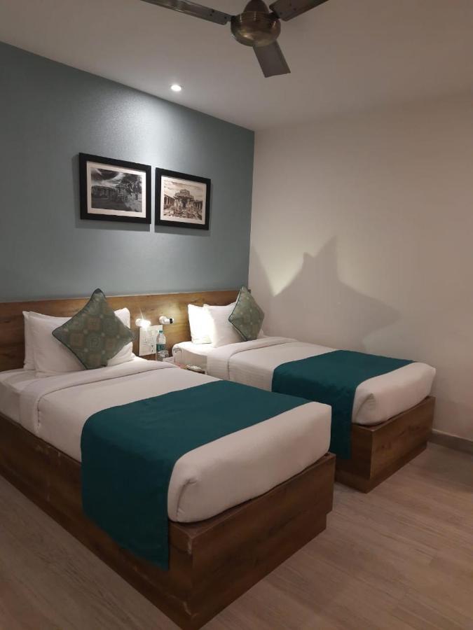 Regenta Inn Grand Koramangala By Royal Orchid Hotels Bangalore Exterior foto
