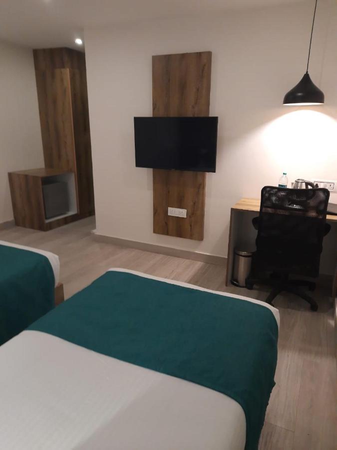 Regenta Inn Grand Koramangala By Royal Orchid Hotels Bangalore Exterior foto
